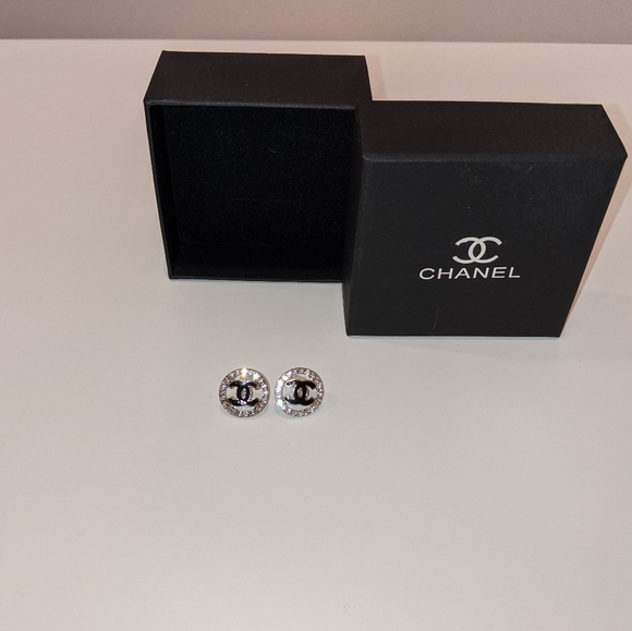 CHANEL Jewelry - Chanel earrings